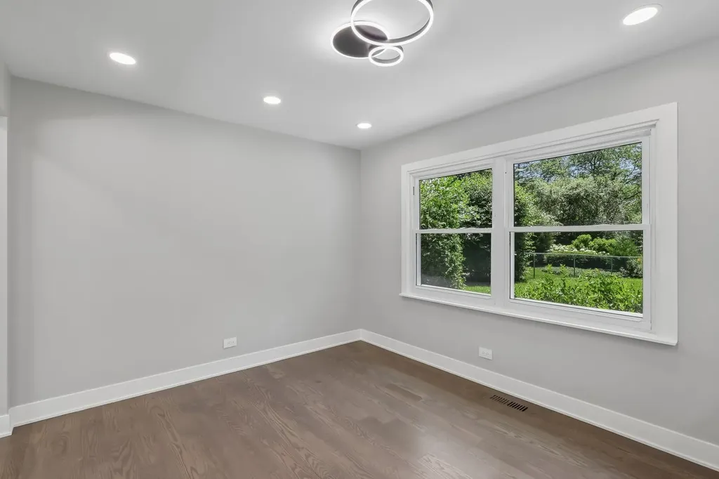 1208 Elizabeth Avenue Naperville IL 60540