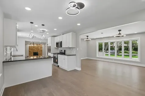 1208 Elizabeth Avenue Naperville IL 60540