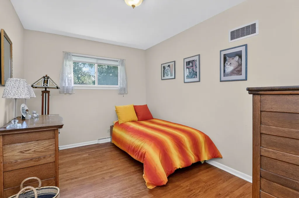 4218 Seeley Avenue Downers Grove IL 60515