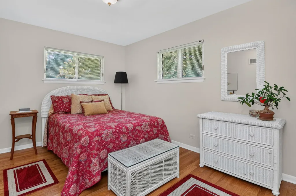 4218 Seeley Avenue Downers Grove IL 60515