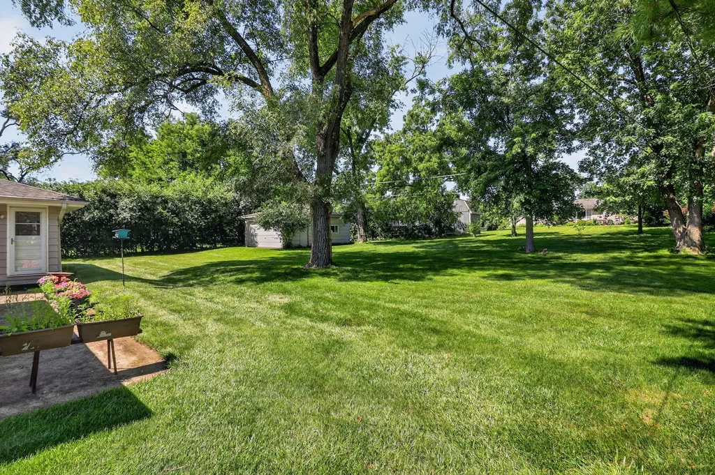 4218 Seeley Avenue Downers Grove IL 60515
