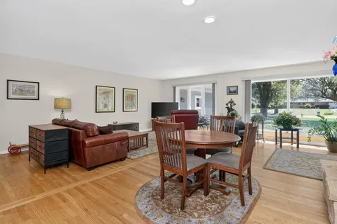 4218 Seeley Avenue Downers Grove IL 60515