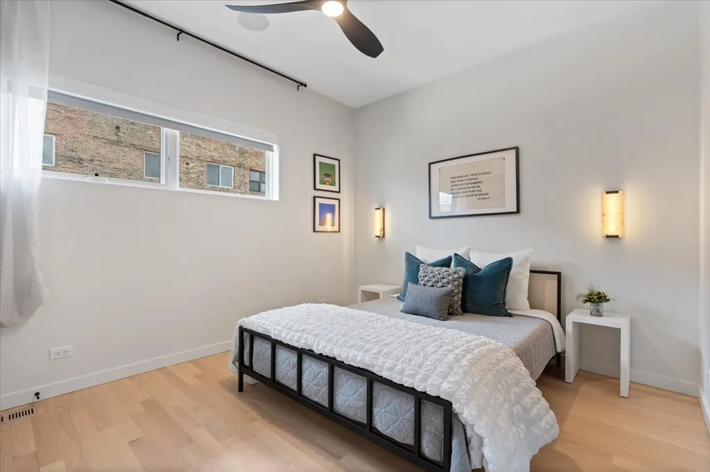 2109 West Race Avenue Chicago IL 60612