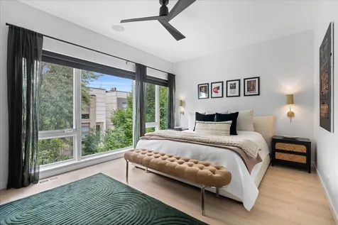 2109 West Race Avenue Chicago IL 60612