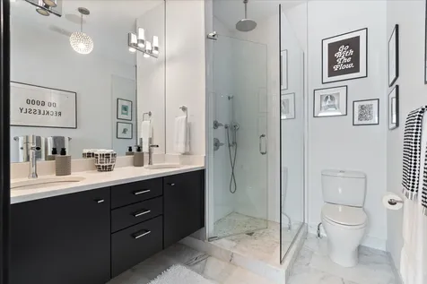 2109 West Race Avenue Chicago IL 60612