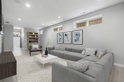 2109 West Race Avenue Chicago IL 60612