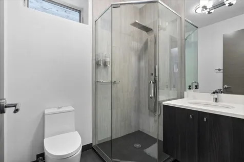 2109 West Race Avenue Chicago IL 60612