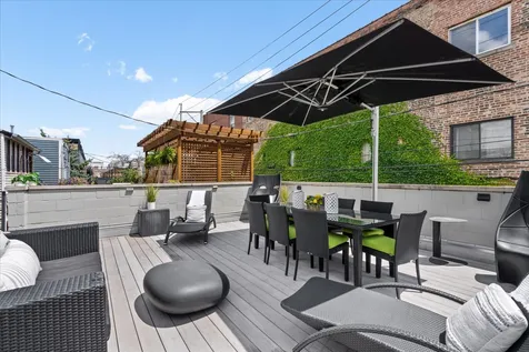 2109 West Race Avenue Chicago IL 60612