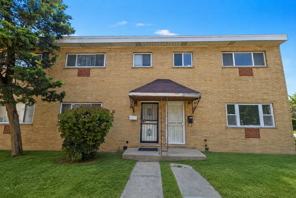 2193 171ST Street Hazel Crest IL 60429