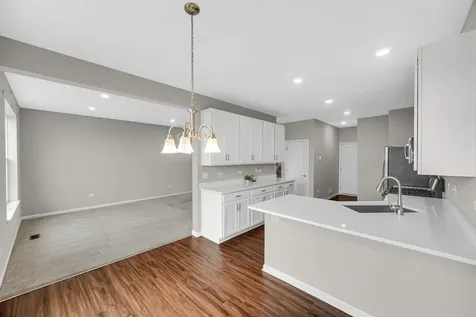 15157 West Quincy Circle Manhattan IL 60442