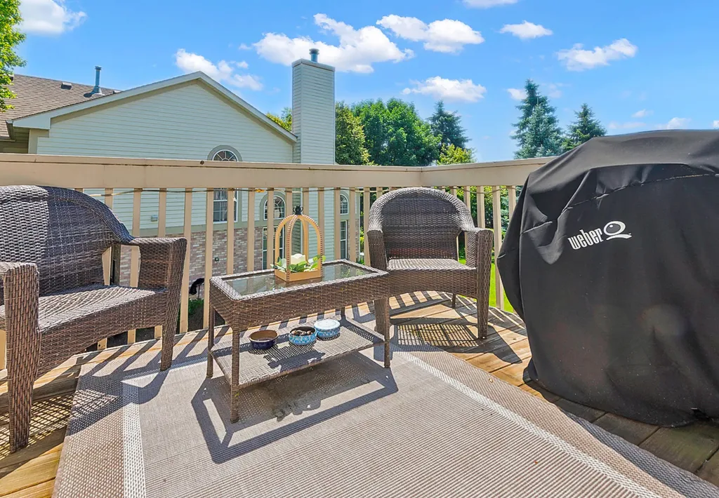 1741 Heron Avenue Schaumburg IL 60193