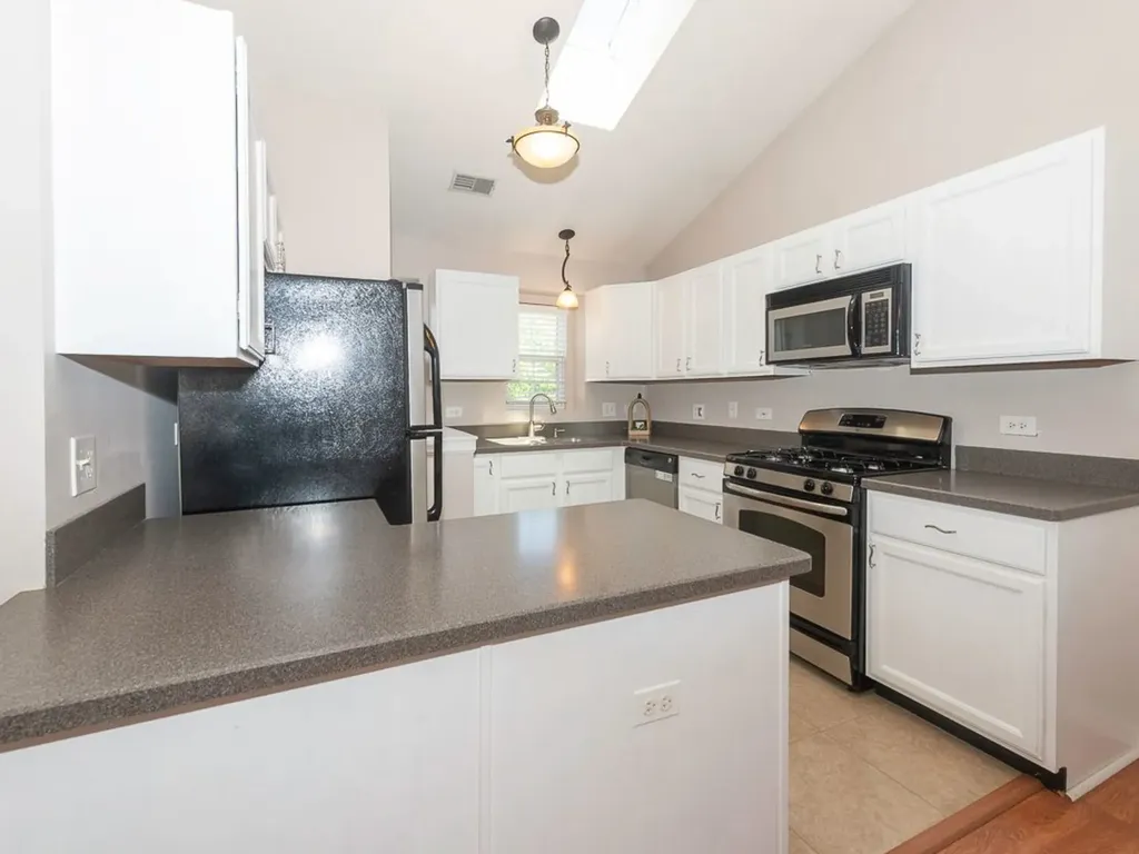 1741 Heron Avenue Schaumburg IL 60193