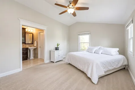 25W142 Windham Hill Court Naperville IL 60540