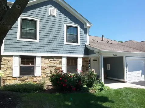 1546 Williamsburg Drive Schaumburg IL 60193