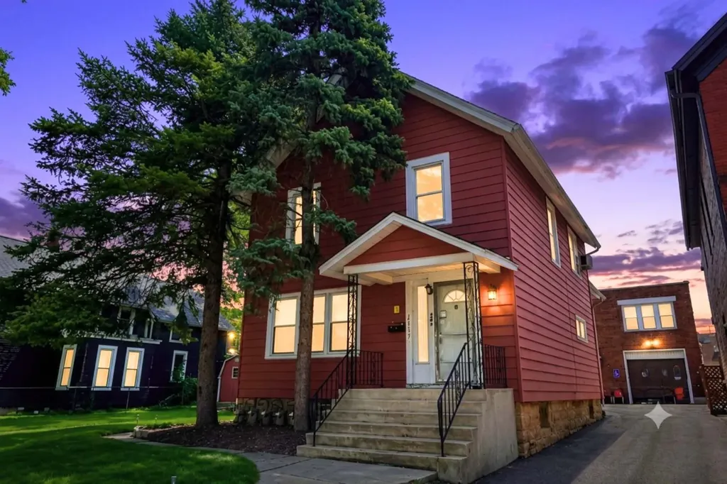 2333 Walnut Street Blue Island IL 60406
