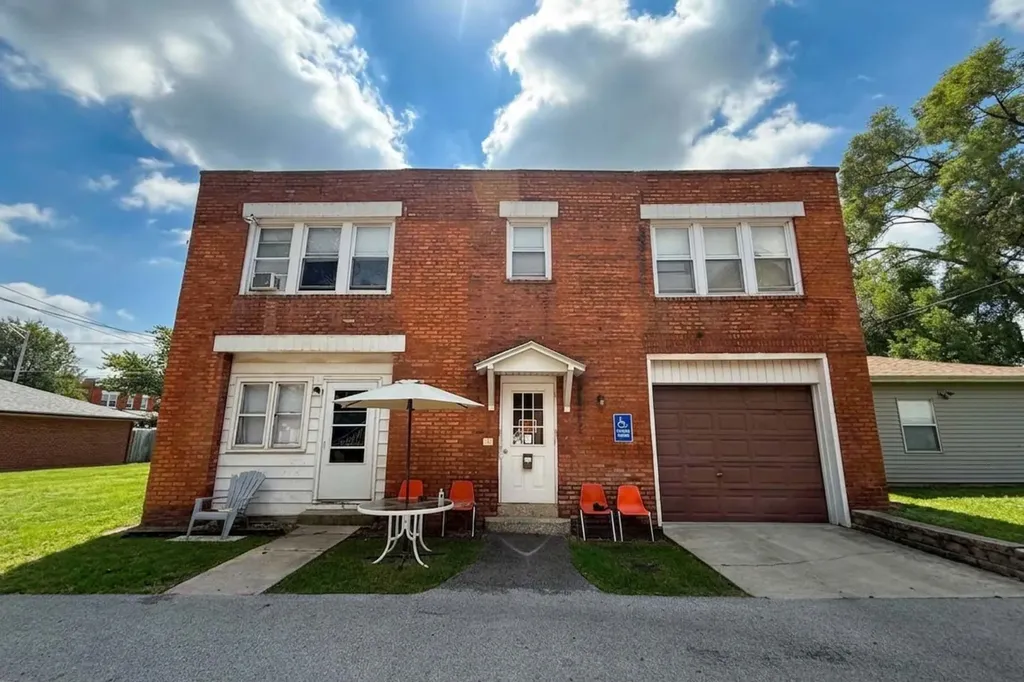 2333 Walnut Street Blue Island IL 60406