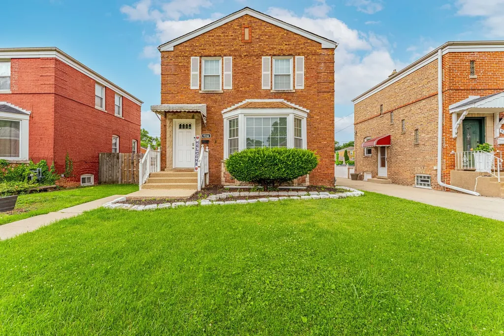 9144 South Utica Avenue Evergreen Park IL 60805