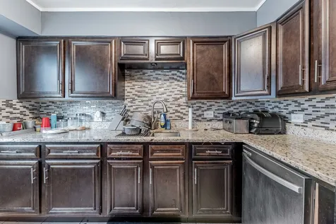 9144 South Utica Avenue Evergreen Park IL 60805