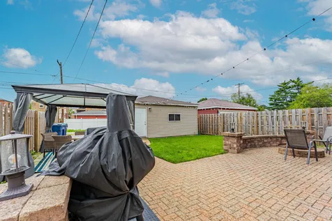 9144 South Utica Avenue Evergreen Park IL 60805