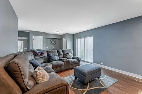 9144 South Utica Avenue Evergreen Park IL 60805