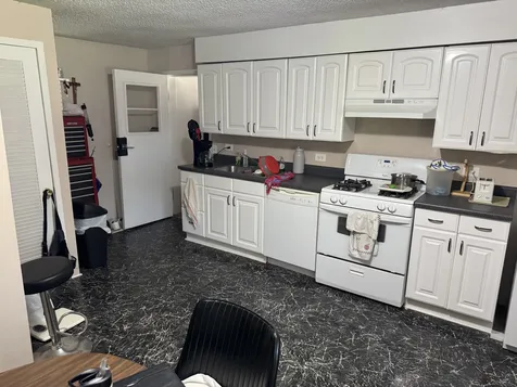 17941 South Highland Avenue Tinley Park IL 60477