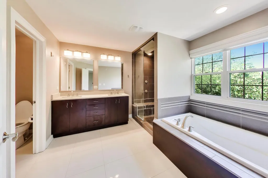 1022 Hickory Drive Western Springs IL 60558