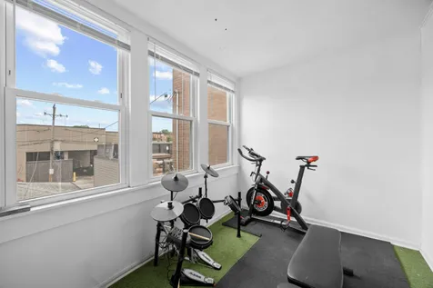 2024 West Superior Street Chicago IL 60612