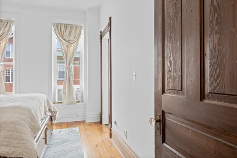 2024 West Superior Street Chicago IL 60612