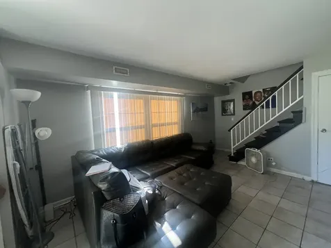1395 South Glen Circle Aurora IL 60506