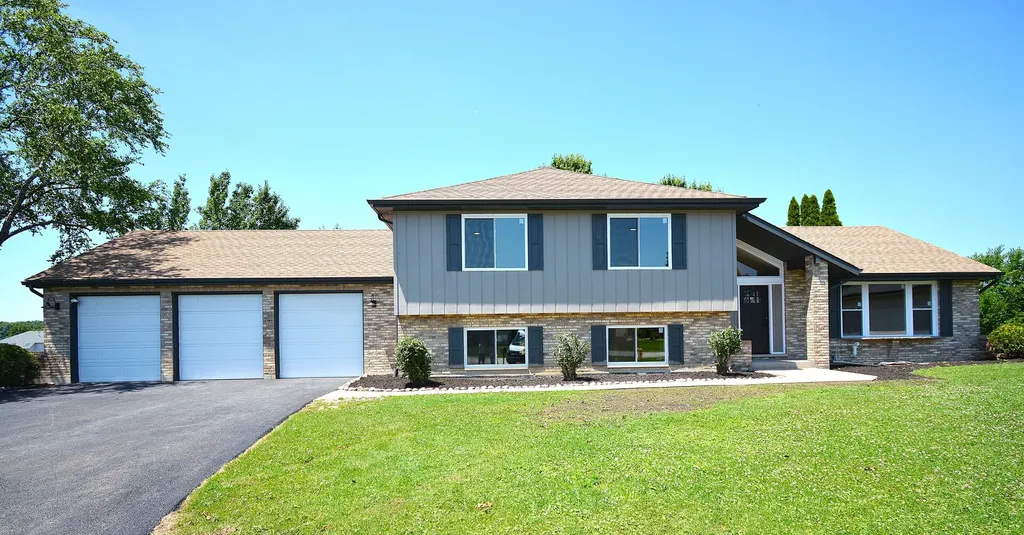 18628 Becker Terrace Country Club Hills IL 60478