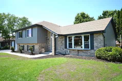 18628 Becker Terrace Country Club Hills IL 60478