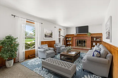 8 Groveland Street Streator IL 61364