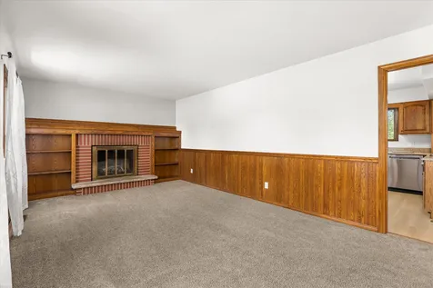 8 Groveland Street Streator IL 61364