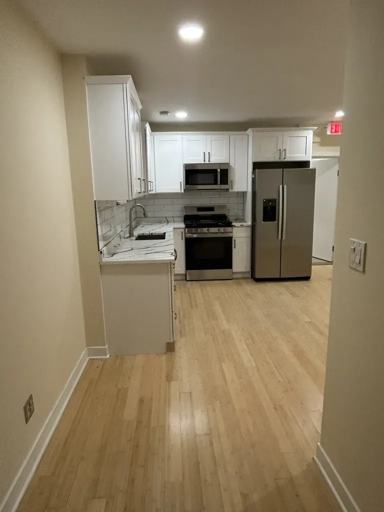 5746 North Milwaukee Avenue Chicago IL 60646