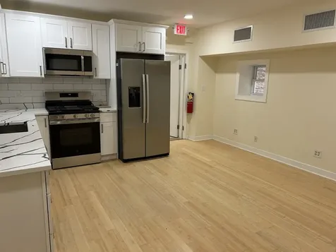 5746 North Milwaukee Avenue Chicago IL 60646