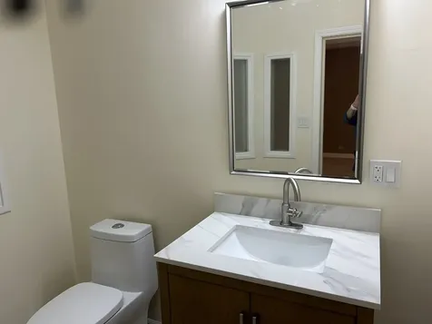 5746 North Milwaukee Avenue Chicago IL 60646