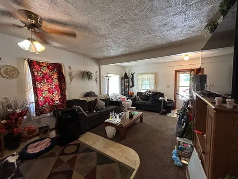 244 West Homer Street Freeport IL 61032
