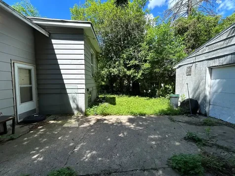 244 West Homer Street Freeport IL 61032