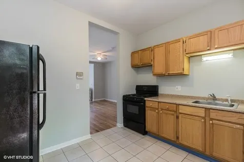 431 East Oakwood Boulevard Chicago IL 60653