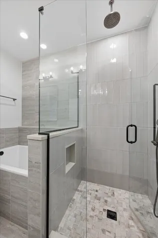 4537 North Clark Street Chicago IL 60640