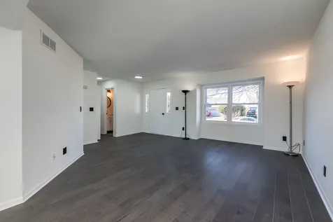 508 Pembroke Road SW Poplar Grove IL 61065