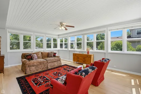 3895 Anjou Lane Hoffman Estates IL 60192