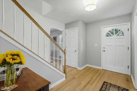 3895 Anjou Lane Hoffman Estates IL 60192