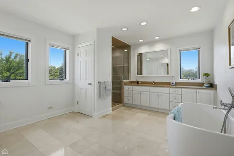 3895 Anjou Lane Hoffman Estates IL 60192