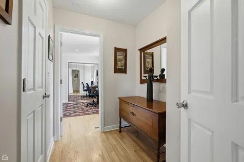 3895 Anjou Lane Hoffman Estates IL 60192