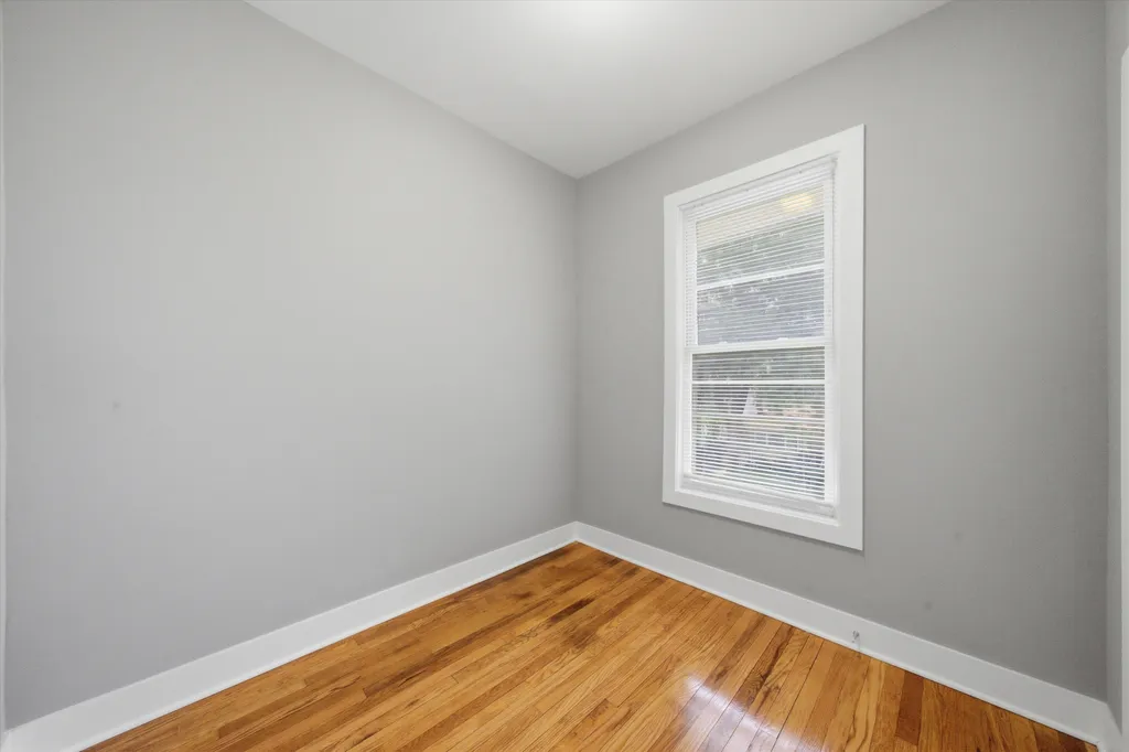 2050 North Kenneth Avenue Chicago IL 60639