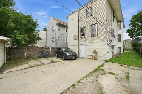 2050 North Kenneth Avenue Chicago IL 60639
