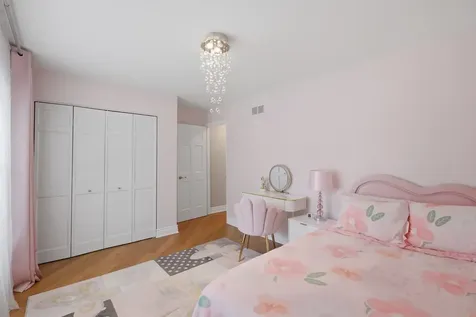 1020 Weeping Willow Drive Wheeling IL 60090