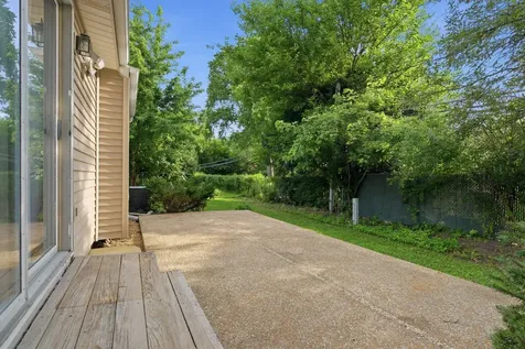1020 Weeping Willow Drive Wheeling IL 60090