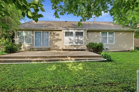 1020 Weeping Willow Drive Wheeling IL 60090